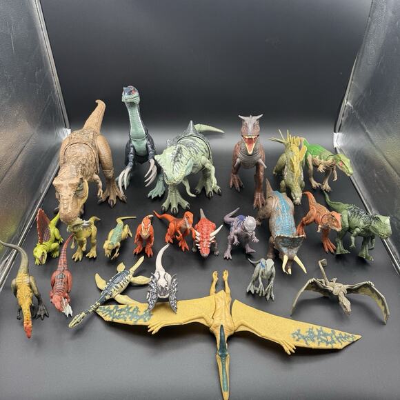 Huge Lot Of Jurassic World Dinosaurs Figures Collection Lot Of 23 Pre Owned - Picture 1 of 8